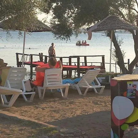 Pamuk Konukevi, Bahce Kati, Apartment Ayvalı